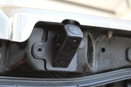 Lexus LX 2015 - н.в. омыватель камеры заднего вида