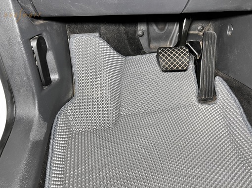 Volkswagen Tiguan I пресс борта 2007 - 2016 коврики EVA Smart