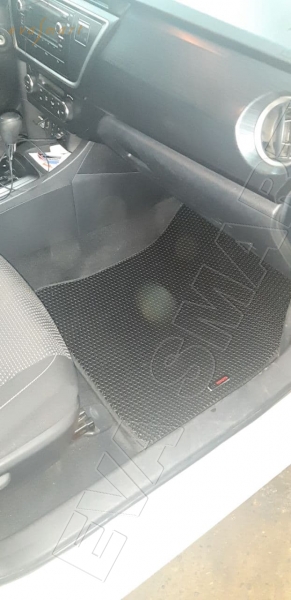 Toyota Auris II левый руль 2012 - 2015 коврики EVA Smart