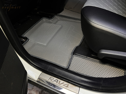 Toyota RAV4 IV (СA40) пресс борта 2012 - 2019 коврики EVA Smart
