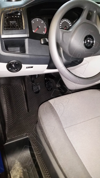 Volkswagen T6 Caravella 2015 - н.в. коврики EVA Smart