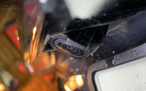 Toyota Fortuner II 2015 - н.в. омыватель камеры заднего вида